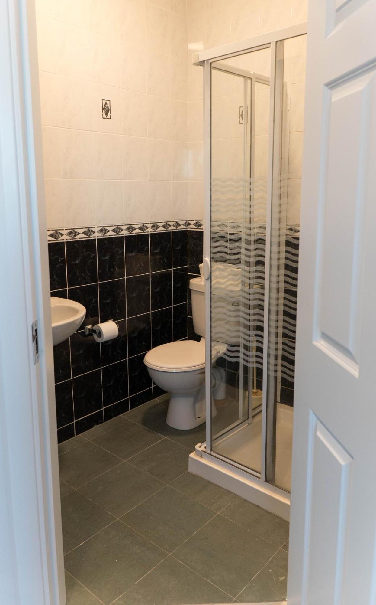 Glancys Accomadation Carrick on Shannon Exteriör bild
