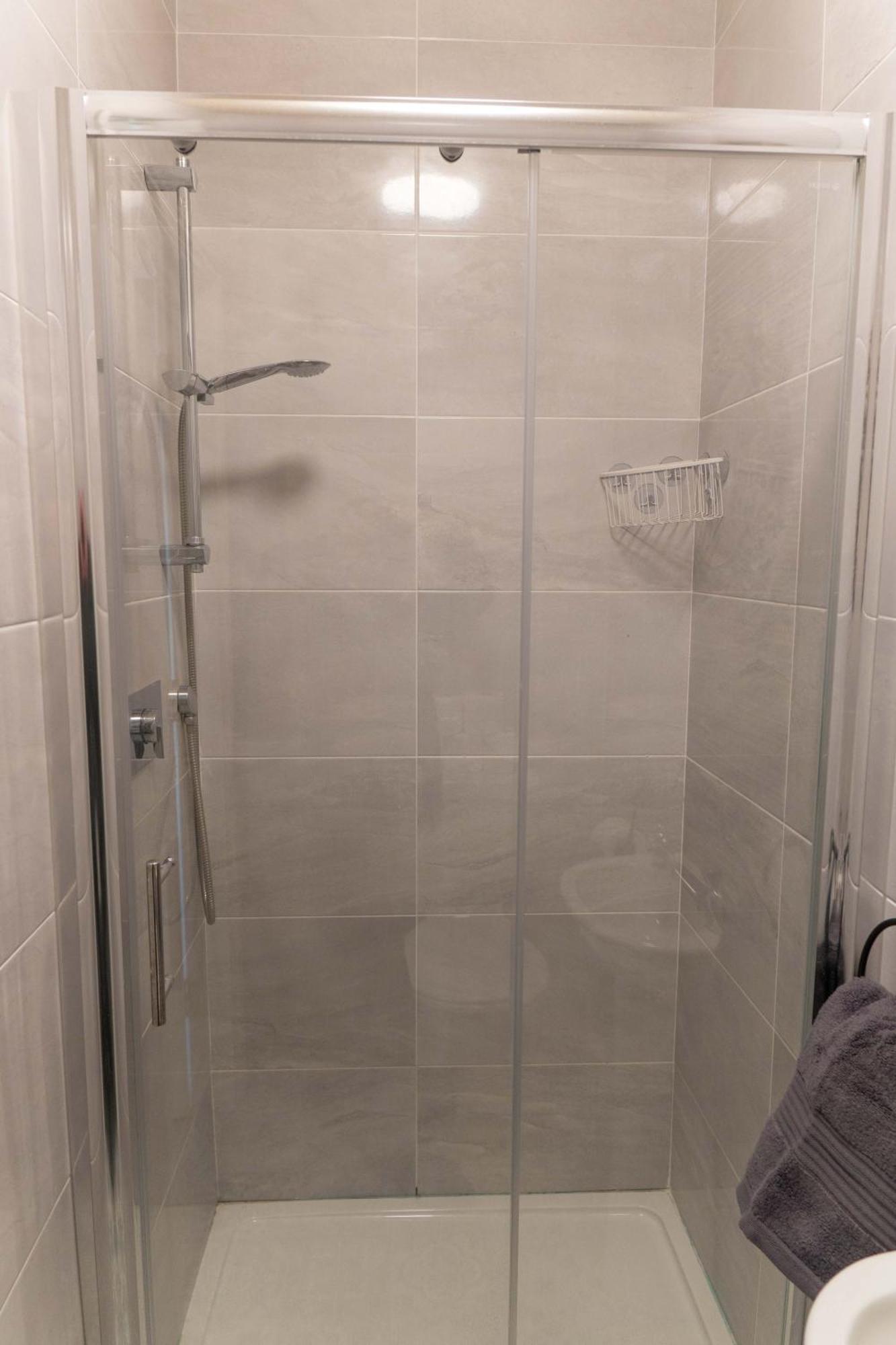 Glancys Accomadation Carrick on Shannon Exteriör bild