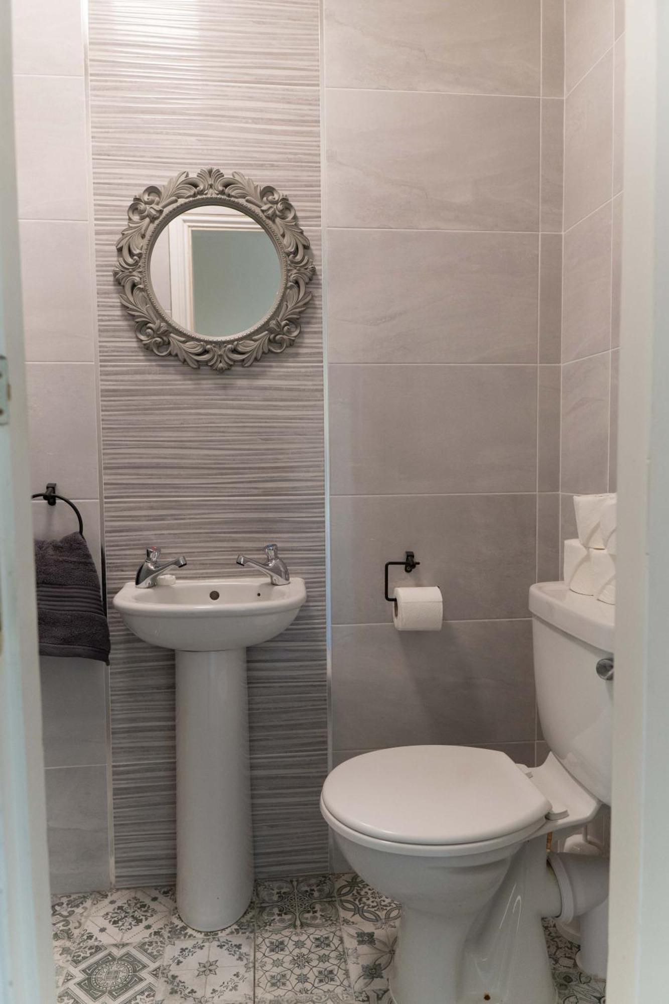 Glancys Accomadation Carrick on Shannon Exteriör bild